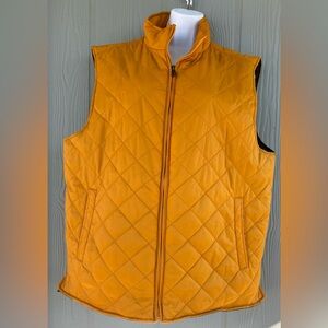 30*.WEATHERPROOF VINTAGE Women’s Nylon Quilted Vest
Size: XL